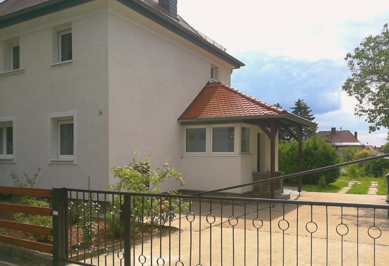 4-Zimmer Haus In Leipzig Exterior foto